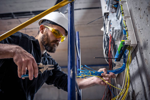 Best Electrician for Home Renovation  in Moline, IL