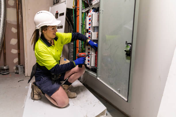 Best Affordable Electrician  in Moline, IL
