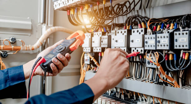 Best Electrician Near Me  in Moline, IL